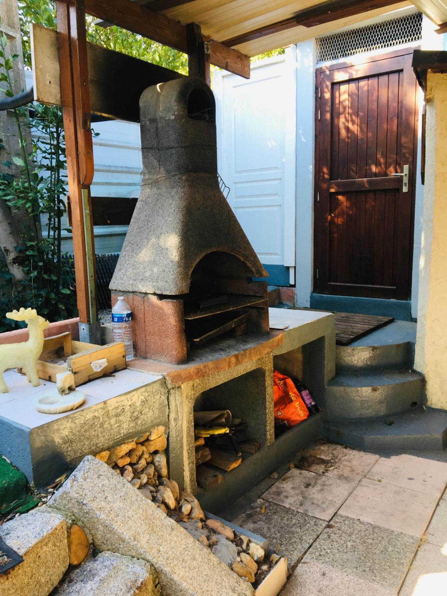 Maison De Vacances Sérignan Exteriör bild